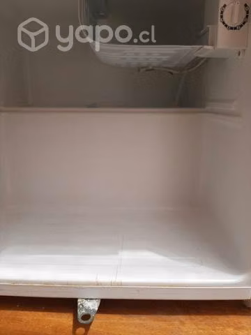 Refrigerador pequeño frigobar - Imagen 4
