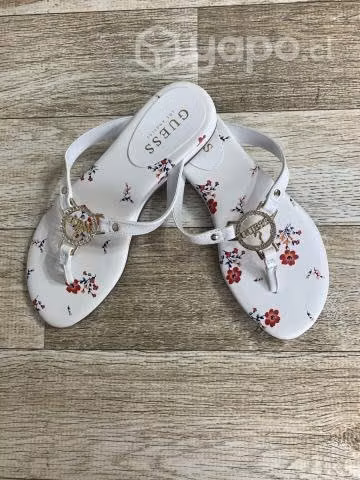 Chalas Guess