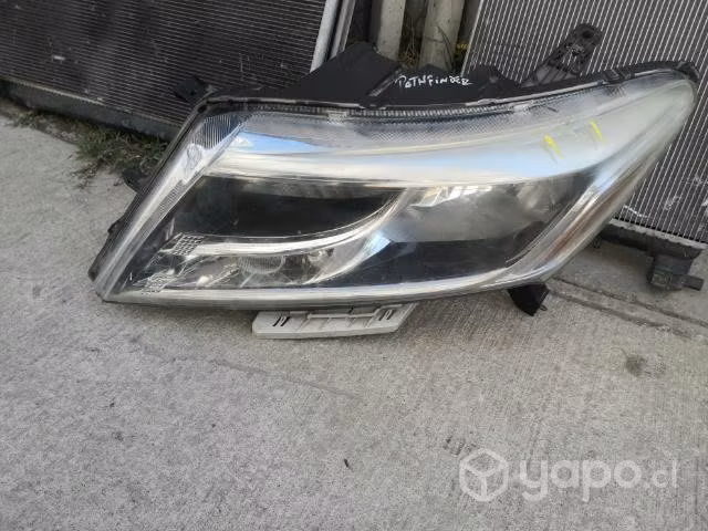 Optico izquierdo Nissan Pathfinder