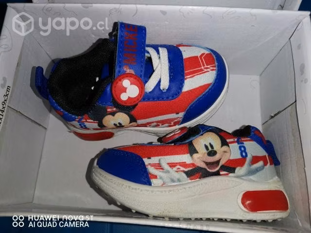 Zapatilla bebé