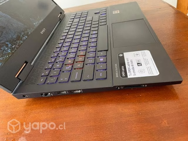 Notebook gamer HP Omen 15-EN0002LA - Imagen 3