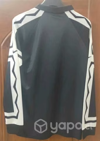 Camiseta manga larga Visitante Colo-Colo negra Nik