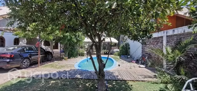 Casa en Maipú de 5D y 4B de 140 mts2 ARRIENDO DISP.