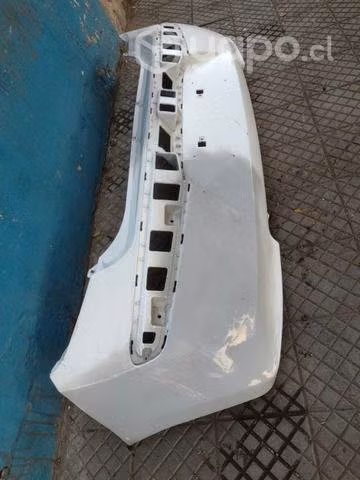 Parachoque trasero Hyundai i - Imagen 2