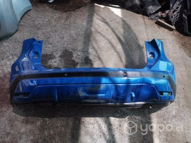Parachoque trasero nissan kicks 2021 original