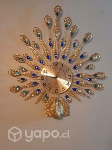 espejo y reloj