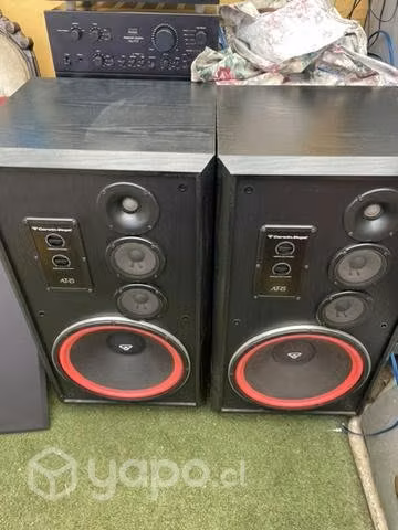 Parlantes cerwin Vega