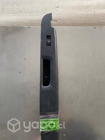 Boton alza vidrio puerta tras izq Daihats Terios