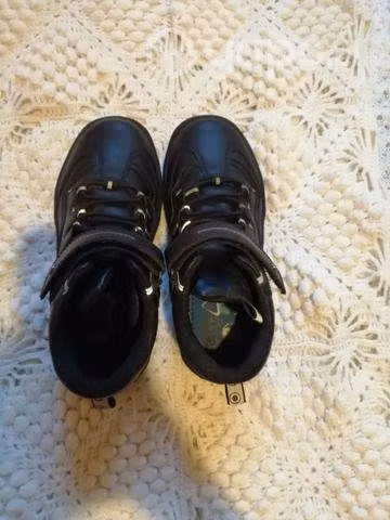 Zapatos de colegio(PRECIO COMVERSABLE)(Melipilla)
