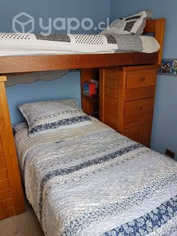 Camarote con escritorio y silla