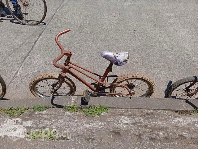 Clasica bicicleta antigua niños