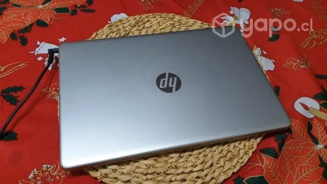 HP AMD Ryzen 5 15.6" - Imagen 2