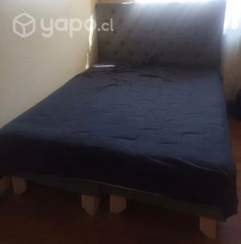 Cama Dos Plazas Con Respaldo Y Colchón
