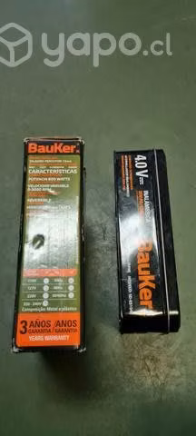 Taladro y atornillador bauker