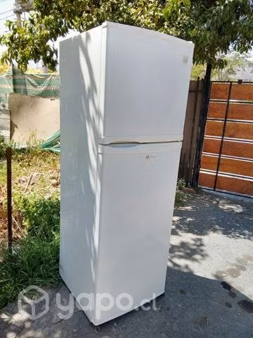 Refrigerador Daewoo 220Lts