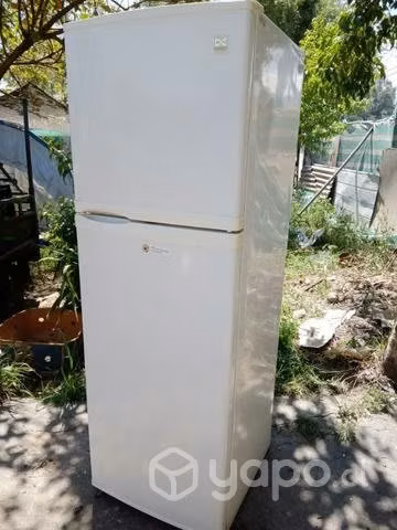Refrigerador Daewoo 220Lts - Imagen 2