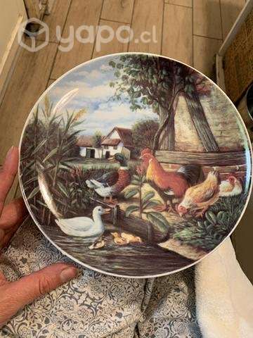 Hermoso plato para colgar coleccionable - Imagen 6