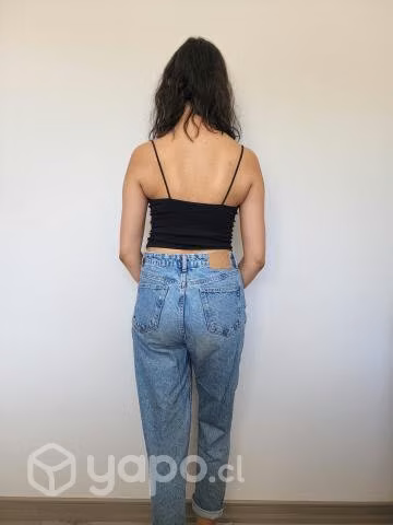 Crop top ZARA NUEVO - Imagen 3