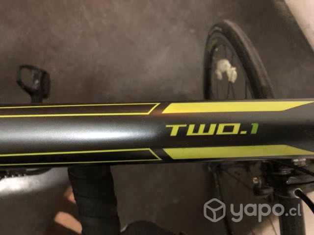 Bicicleta Ruta Fuji Sportif 2.1