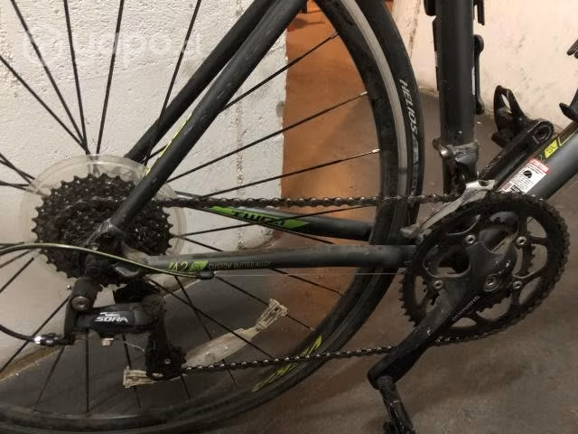 Bicicleta Ruta Fuji Sportif 2.1