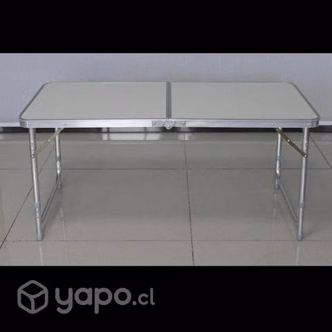 Mesa plegable fácil de transportar