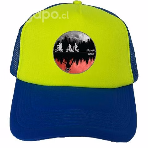 Gorra Jockey Logo Stranger Things Mundo Al revés