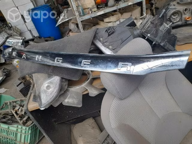Embellecedor ford ranger - Imagen 3