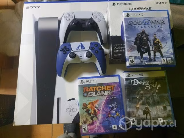 PS5 (Blu-Ray) + 3 Juegos