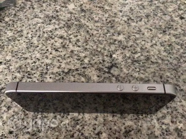 IPhone SE 2018