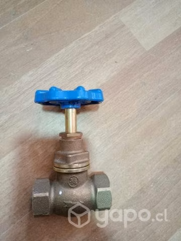 Llaves de paso marca taumm