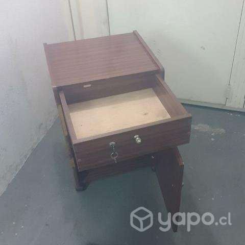 Velador de madera - Imagen 4