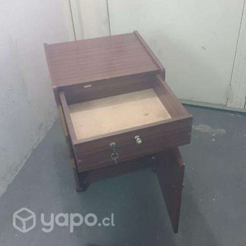 Velador de madera - Imagen 6
