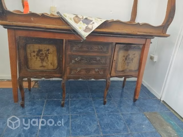 Buffet antiguo ideal para restaurar - Imagen 3