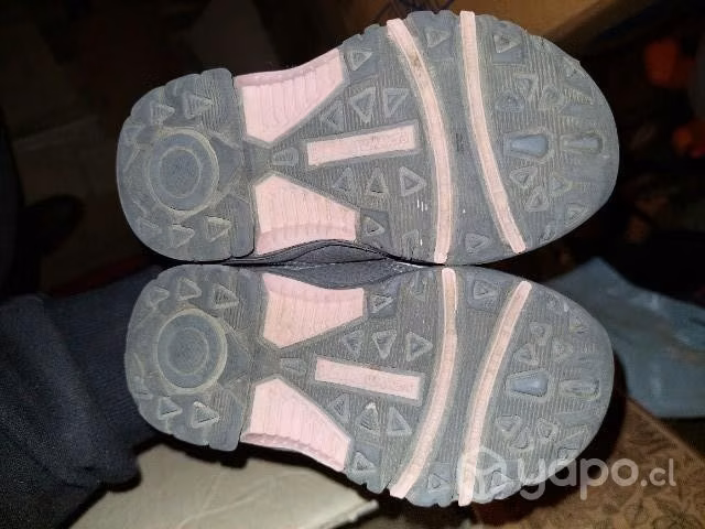 lote de zapatos de niña