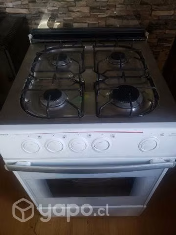 Cocina a gas excelente estado