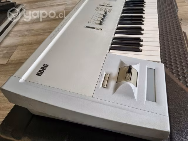 Korg Triton Pro - Imagen 2