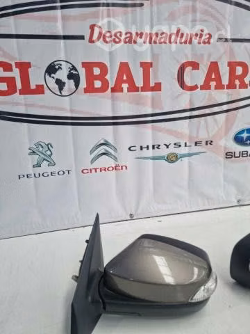 Retrovisor izquierdo NISSAN VERSA