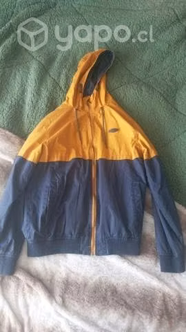 Chaqueta delgada