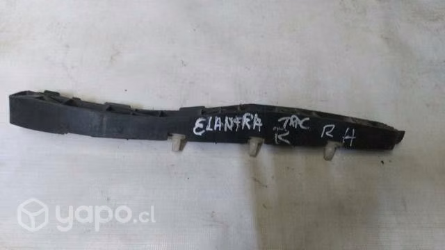 Ménsula trasera derecha Hyundai Elantra