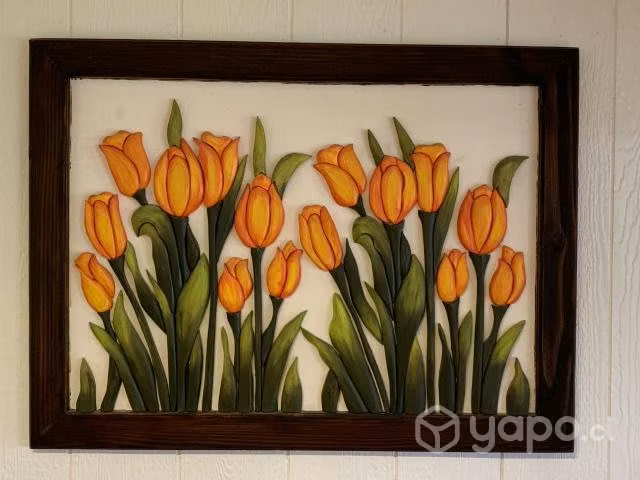 Hermoso cuadro de Tulipanes tallados