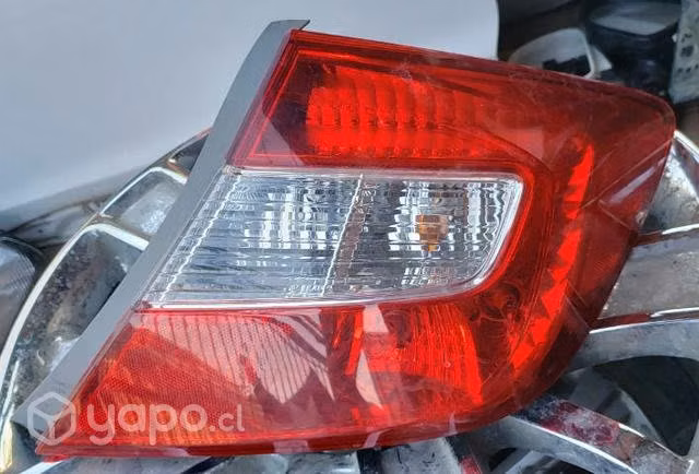 Foco derecho Civic 2012 2013 buen estado original
