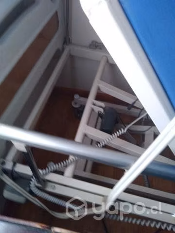Cama clínica marca Linak con control remoto - Imagen 4