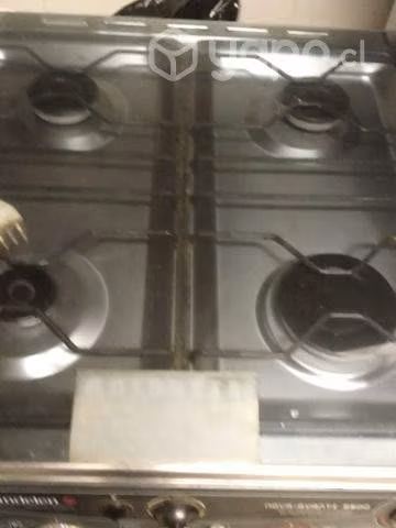 Cocina 4 platos casi nueva con regulador