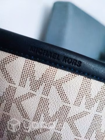 Banano Michael Kors
