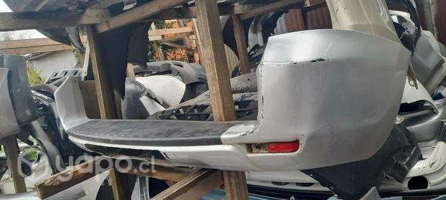 parachoque Toyota rav4 2010 original - Imagen 2
