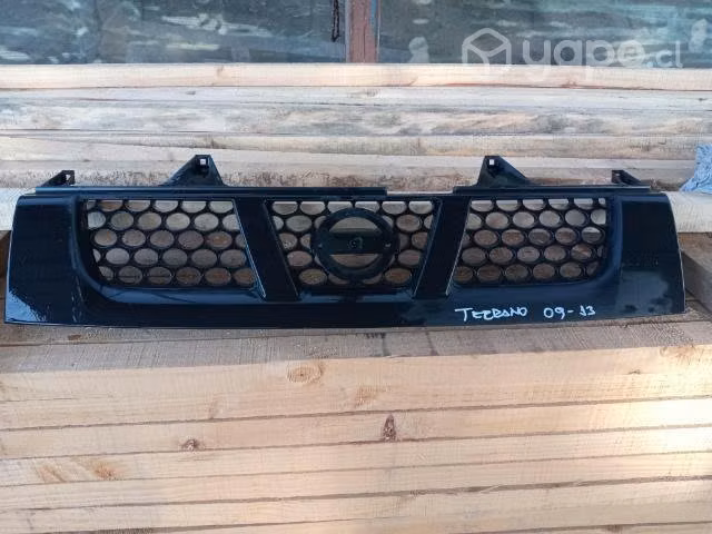 Mascara Nissan terrano