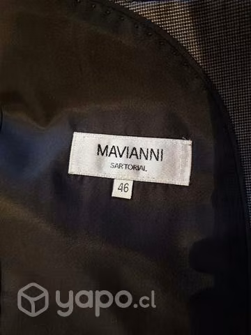 Traje marca mavianni