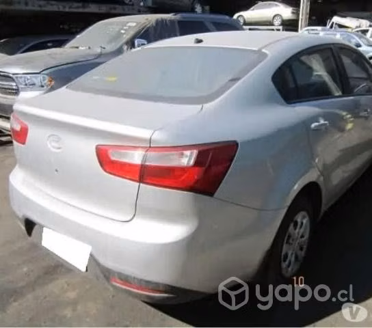 Farol trasero lh original kia rio 4 2016