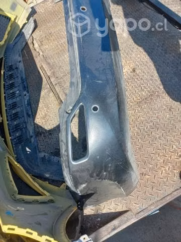 Parachoque trasero Toyota Rav ORIGINAL