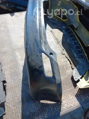 Parachoque trasero Toyota Rav ORIGINAL